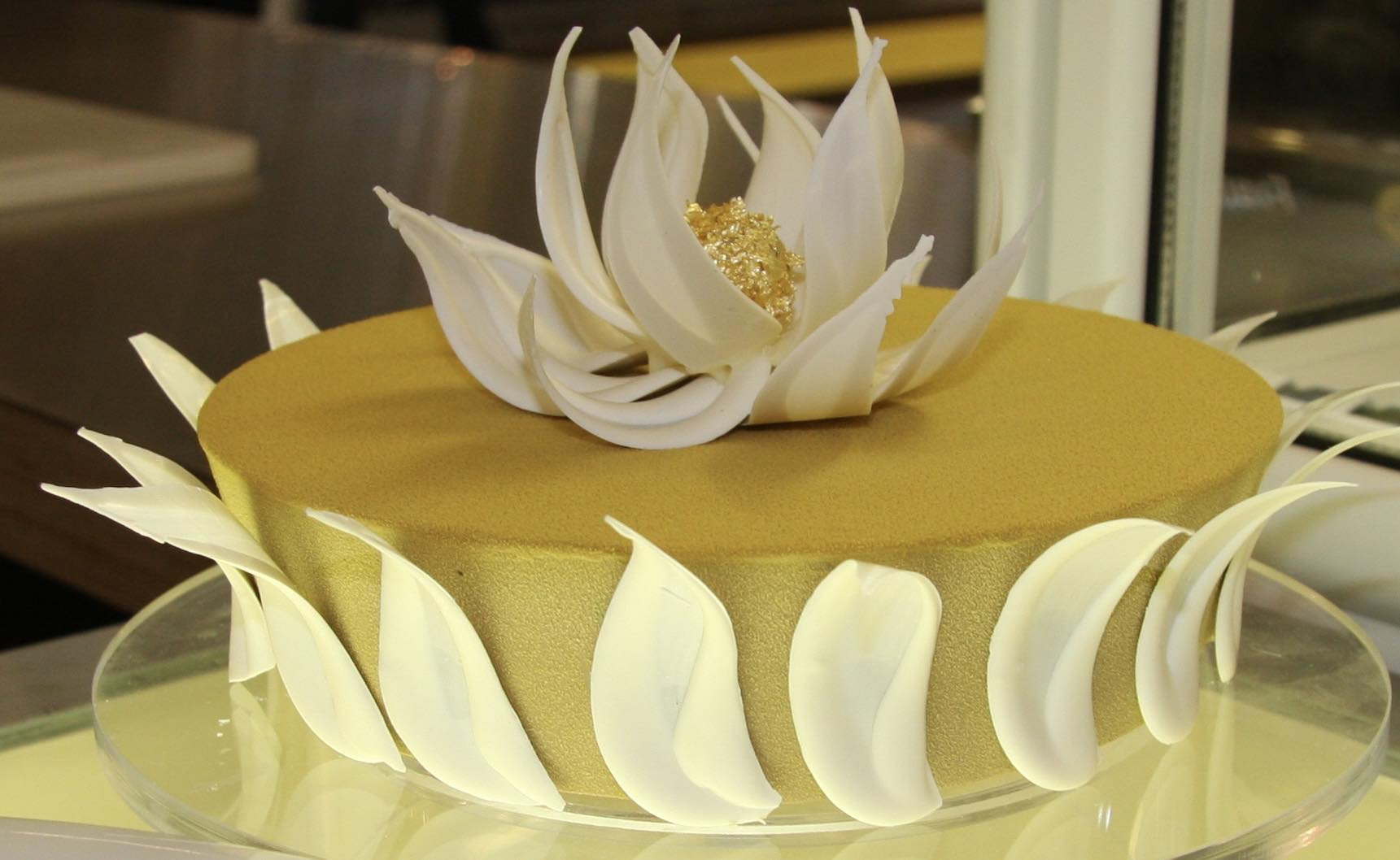 Dekoreret festkage fra Cake Châlet